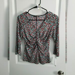 Small floral blouse by Lily, GUC